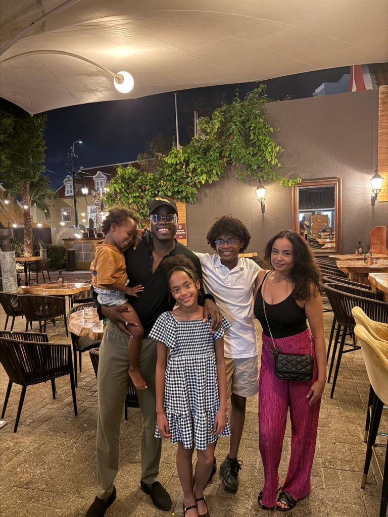 CURAÇAO: JANDINO ASPORAAT EMIGREERT NAAR CURAÇAO