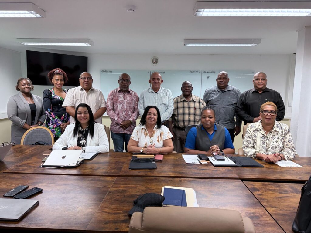 SINT EUSTATIUS: KONSEHO INSULAR DI BONEIRU I SINT EUSTATIUS TA TENE KONSULTA BILATERAL NA SINT EUSTATIUS