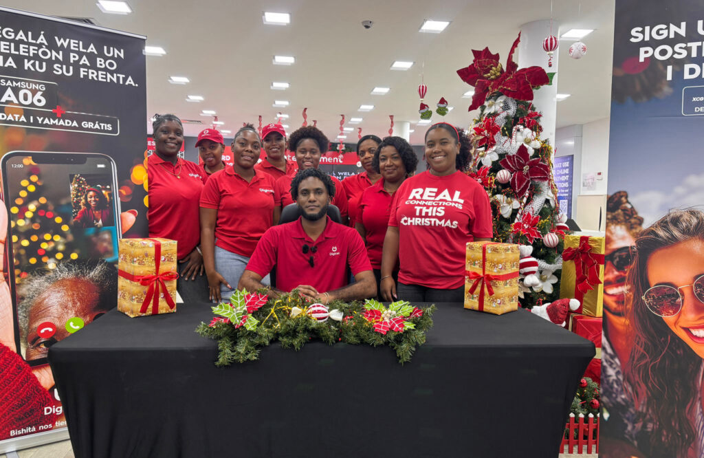 LAGA KADA MOMENTU KONTA: SINTI E KONEKSHON REAL DI PASKU KU DIGICEL