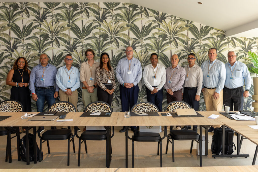 KOMPANIANAN DI UTILITDAT DI E ISLANAN BES I CAS LO REUNÍ PA DIALOGO STRATÉGIKO