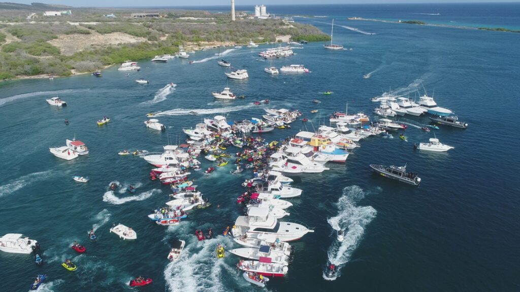 KORSOU: WARDAKOSTA DI KARIBE HULANDES, KUERPO POLISIAL DI KÒRSOU  I OTRO OUTORIDATNAN KOMPETENTE LO HASI KONTROLNAN RIBA LAMAN I NA NOS KOSTA DURANTE DI FUIKDAG 2026. 