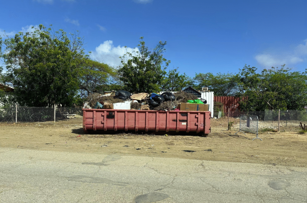 HUNTU FUERTE PA UN BONEIRU LIMPI: BARIO LIMPI A AKUMULÁ 132 TÒN DI SUSHI