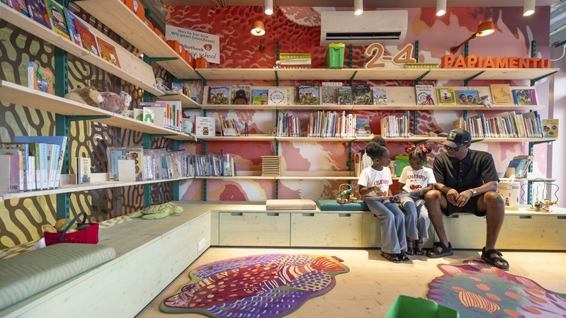 BIBLIOTEKA PÚBLIKO BONEIRU NOMINÁ KOMO “ORGANISASHON DI GOBIÈRNU MAS POSITIVO DI AÑA”