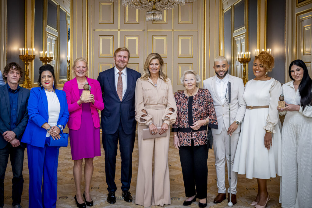 KIBRANDO E SIKLO: ORANJE FONDS TA BUSKA INISIATIVANAN DI POBRESA KU TA ENFOKÁ RIBA KAMBIO DURADERO INSKRIPSHON PA APPELTJES VAN ORANJE 2026 TA HABRÍ AWOR