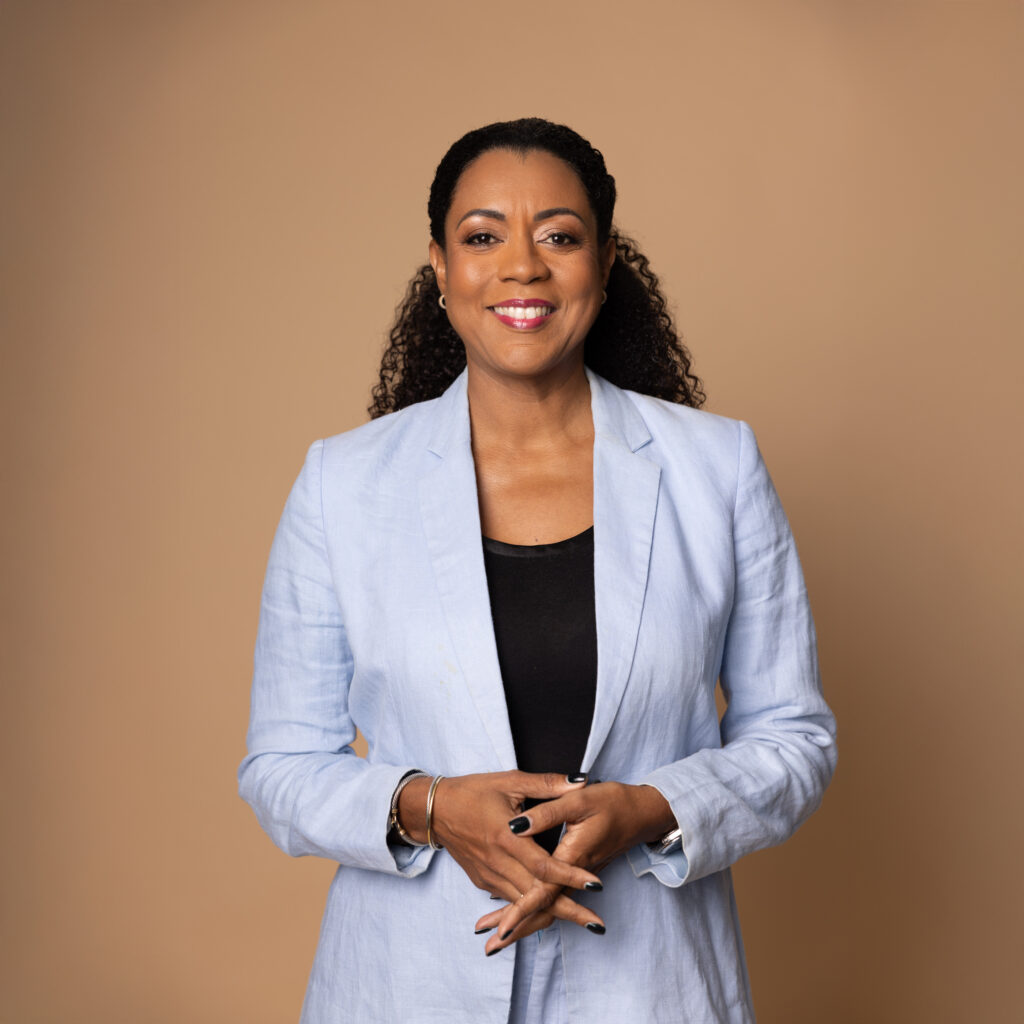 KORSOU: PROMÉ AÑA DI ENNIA DESPUES DI RESTRUKTURASHON; KU RESULTADO POSITIVO 2025