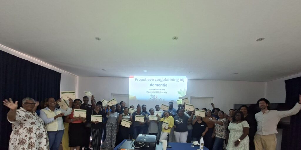 DIREKTIVA DI FUNDASHON ALZHEIMER BONAIRE A HASI BON UZO DI ESTADIA DI DRS. JESPER BIESMANS NA CURAÇAO I NA ISLANAN ARIBA.