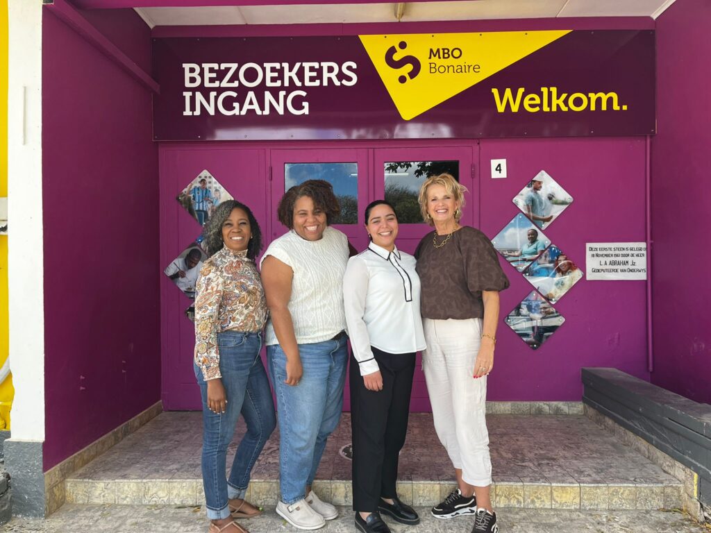 SINKU AÑA DI FORMASHON PROFESHONAL DEN REINO: 63 STUDIANTE DI MBO DI BONEIRU A KOMPLETÁ UN STAZJE INTERNASHONAL