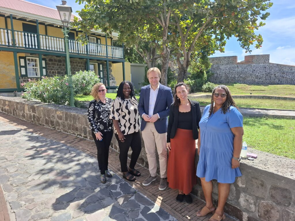 HULANDA: UNIVERSIDAT DI LEIDEN TA INISIÁ INVESTIGASHON DI KONTINUASHON RIBA SALÚ SEKSUAL I RELASHONNAN ÍNTIMO NA HULANDA KARIBENSE