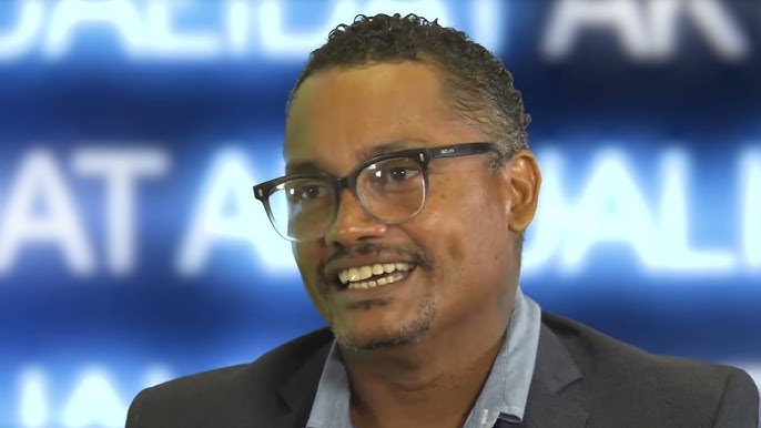 LIDERASGO KU VISHON TA ESENSIAL.