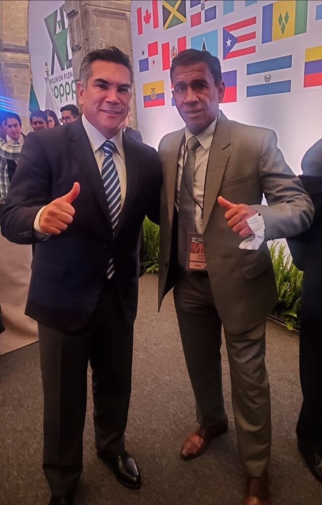 JAMES FINIES A WÒRDU ELIGI KOMO PRESIDENTE DI E KOMITÉ DI DEKOLONISASHON DI COPPPAL