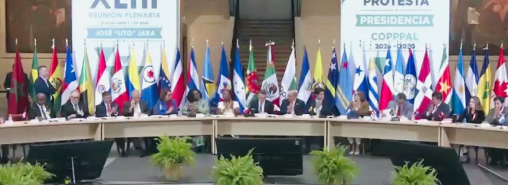 EVELYN WEVER-CROES DEN CONFERENCIA DI COPPPAL : PETICION PA HIBA E LUCHA PA DEFENDE NOS AUTONOMIA NA NIVEL INTERNACIONAL