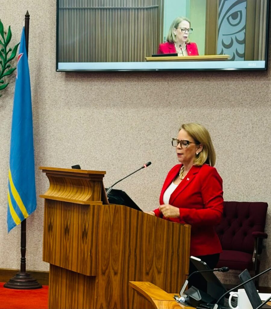 ARUBA: “PARLAMENTO DI ARUBA TA STROBA OPOSICION EHERCE CONTROL RIBA GOBIERNO. SIN CONTROL NO TIN DEMOCRACIA”