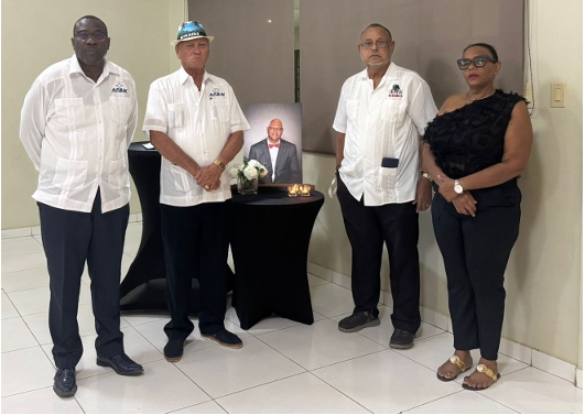 AFBW i USIBO RINDIENDO TRIBUTO RELASHONA KU FAYESIMENTU REPENTINO DI GEORGE HERNANDEZ, PRESIDENTE DI ABVO.