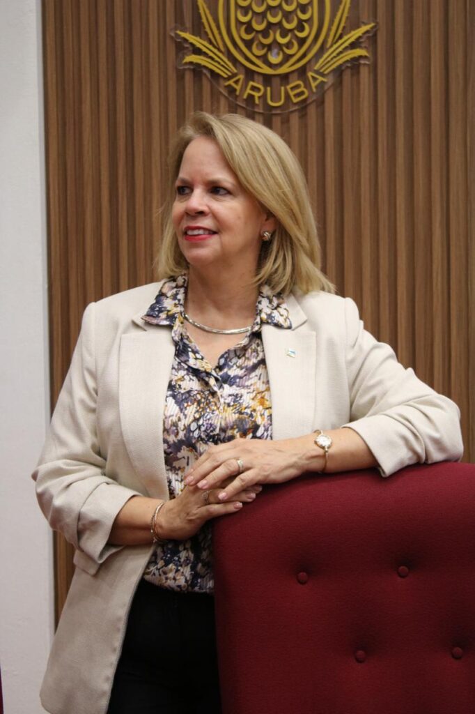 ARUBA: MEP TA EXIGI CLARIDAD RIBA E PRESTAMO DI 50 MIYON FLORIN DI SVB NA GOBIERNO: TA PONE PENSIOEN DI PENSIONADONAN NA PELIGER?