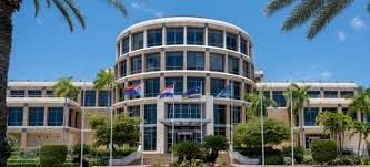 KORSOU/SINT-MAARTEN: CBCS TA PUBLIKÁ INFORME DI STABILIDAT FINANSIERO 2026 BANKONAN, KOMPANIANAN DI SEGURO I FONDONAN DI PENSHUN TA RESILIENTE APESAR DI MAS INSERTIDUMBRE