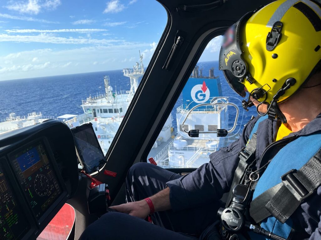 WARDAKOSTA TA DUNA ASISTENSIA MÉDIKO BARKU TANKER KU  TABATA NABEGÁ NORT OST DI BONEIRU
